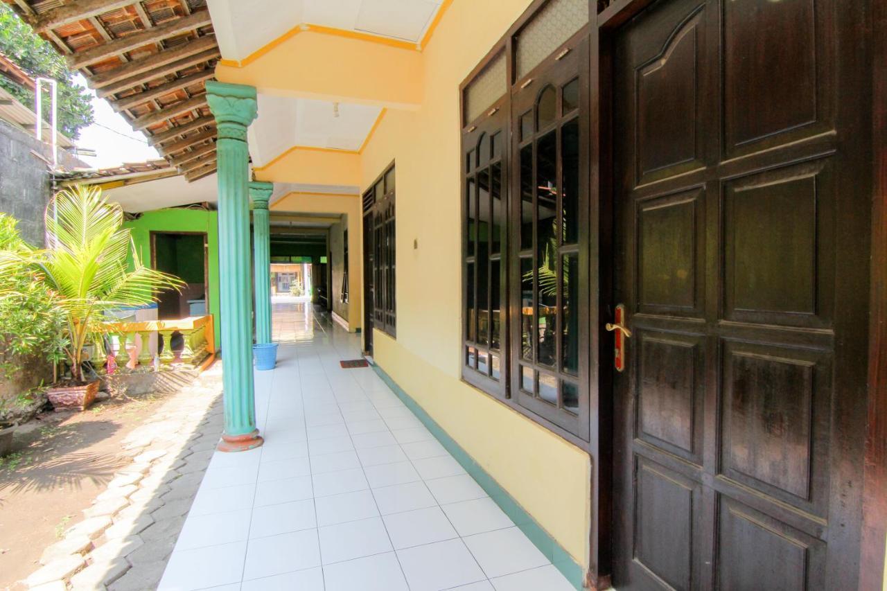 Losmen Melati Hotel Bantul Luaran gambar
